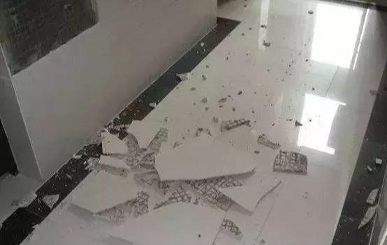 瓷砖空鼓了会有什么影响(瓷砖空鼓了会有什么影响吗)