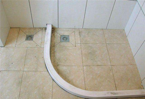 瓷砖做的水池漏水怎么做防漏(砖水池漏水用什么方法可以修补)